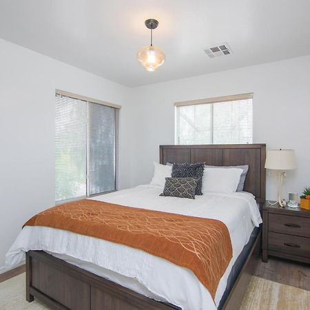 Stylish Home Phoenix - Low Rates Now! Luaran gambar